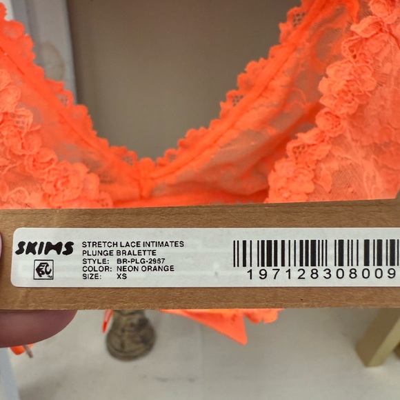 SKIMS Lace Plunge Bralette in Neon Orange - Picture 3 of 4